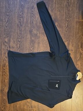 Arc'teryx Men's Black Half-Zip Pullover with Chest Zip Pocket